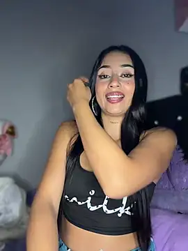LilacNoir live cam preview