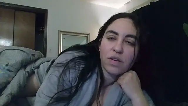 WetFlower69 live cam preview