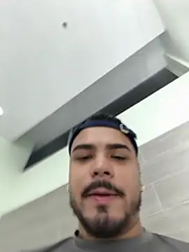 TheKingThiago live cam on StripChat