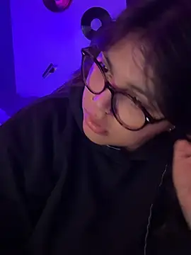 miacanela_xo