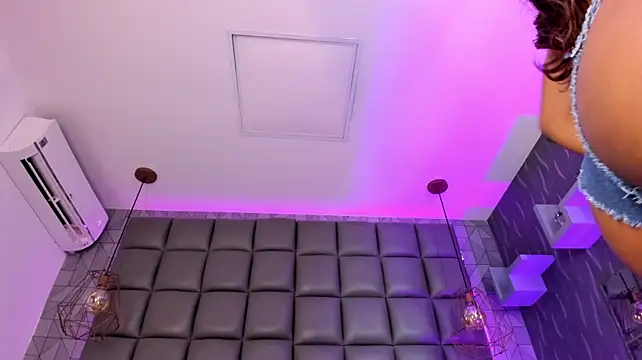 megan_woll live cam preview
