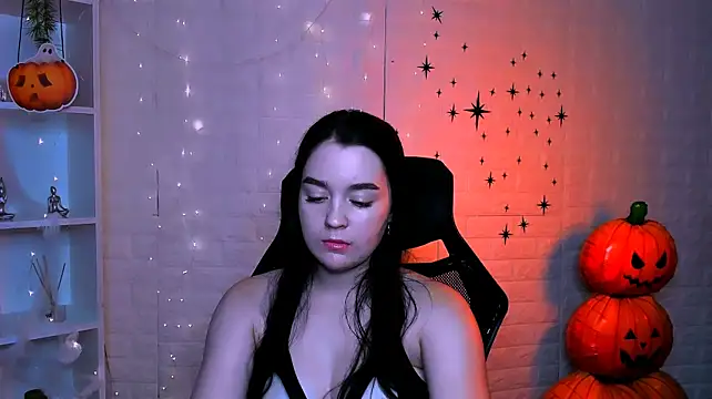 monica_xcx