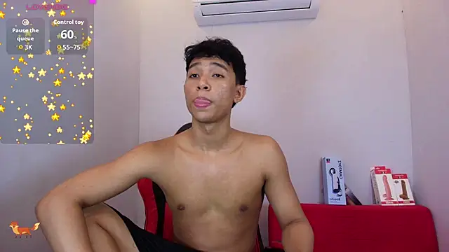 Little_Twink19x