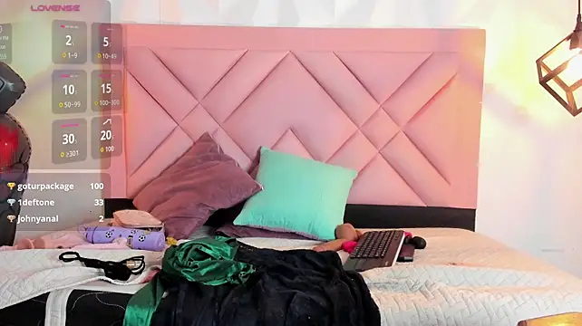 isa_cute_1 live cam preview