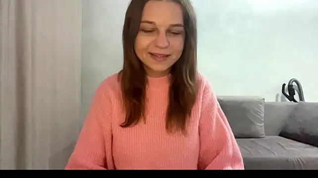 HwaTrippel live cam preview