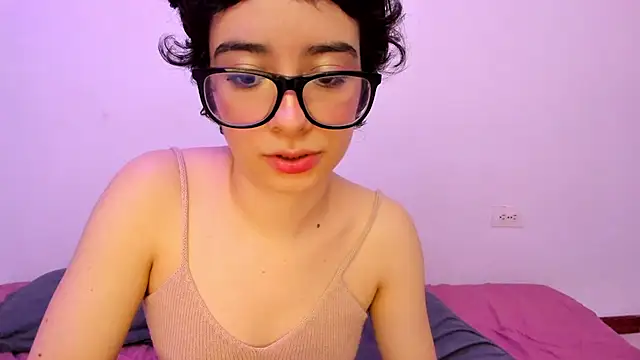Diotima_ live cam preview