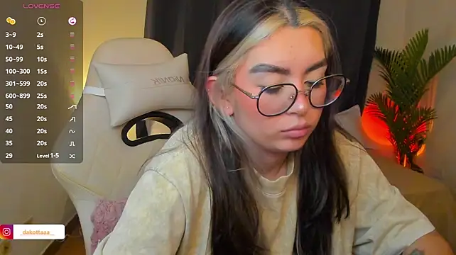 dakottaa_