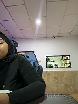 Aylin_arabic webcam stripchat model stream image