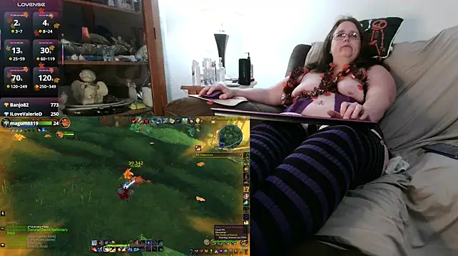 Uniquethickqueen webcam