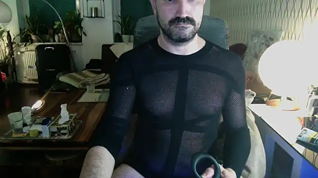 tomz0819