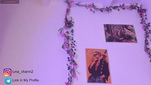 Luna-Chann live cam preview
