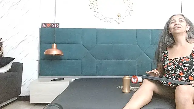 chanel_grant live cam on StripChat