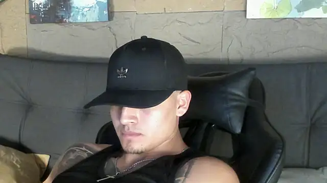 elliot_colton live cam preview