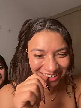 CocoaGigiMuse live cam preview