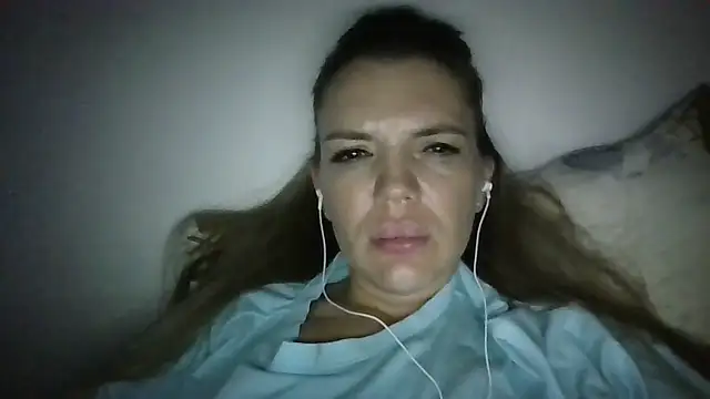 Jualitalowq live cam preview
