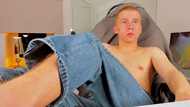 CutieKai_ on Stripchat