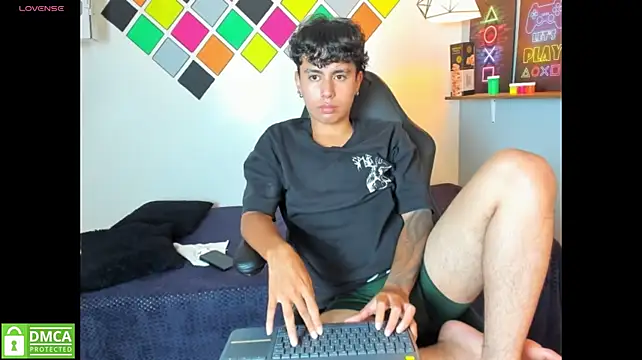 Jonnie-rodriguez live cam preview