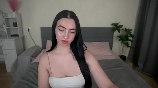 WildKittenX_ live cam on StripChat