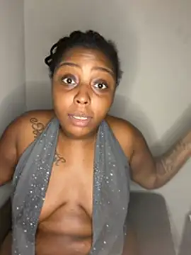 MsMilkMarie77 live cam preview