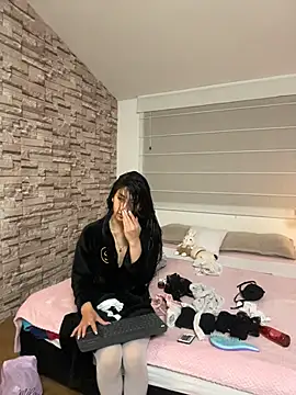 Lucyjoi webcam