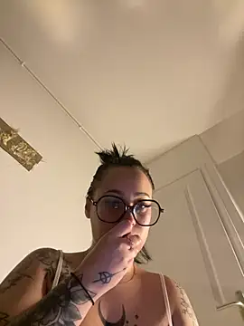 queenlo_xxx