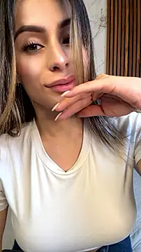 Amara_Velvet_