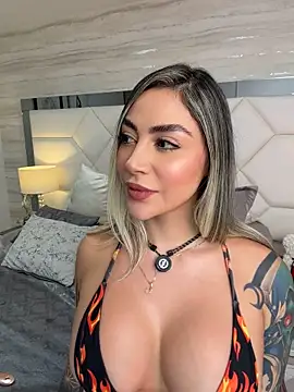 Miacoleman_ live cam preview