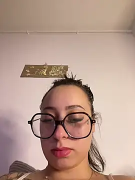queenlo_xxx