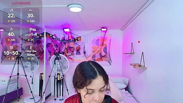 Maggy_t18 live cam preview
