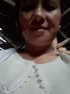 Maikute9696 live cam preview