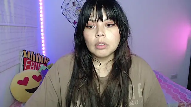 EllieMoonX live cam preview