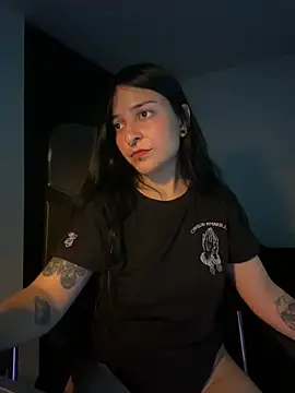 Abril_Thompson221 live cam preview