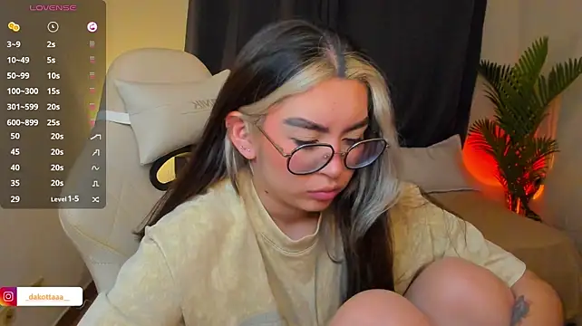 dakottaa_
