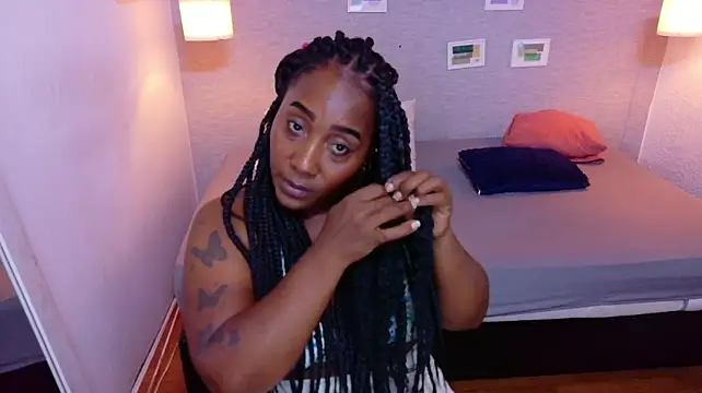 kiara_evanss