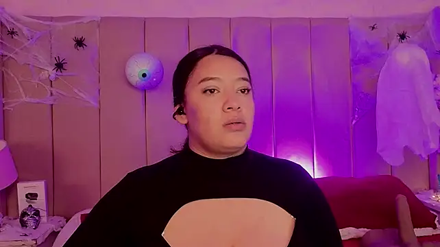 MollyBigBoobs12