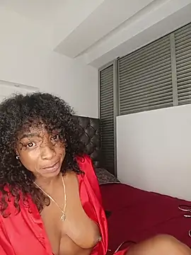Mila_Millss_ live cam preview
