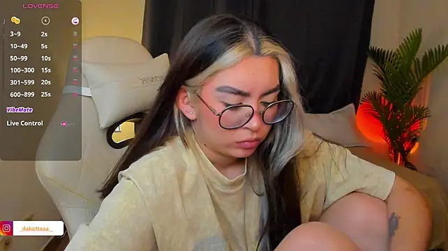 dakottaa_