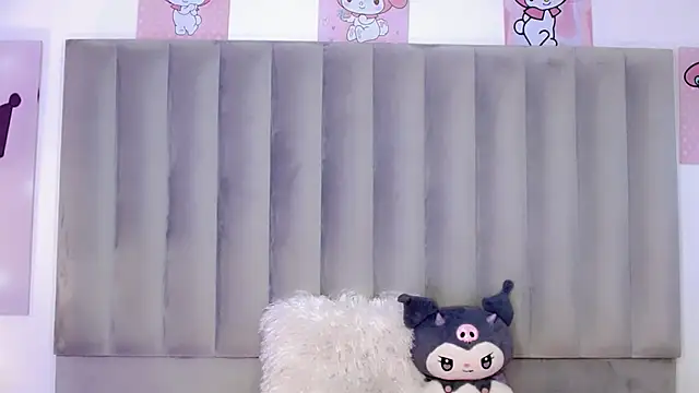 Modèle: Valentiina_Foxx