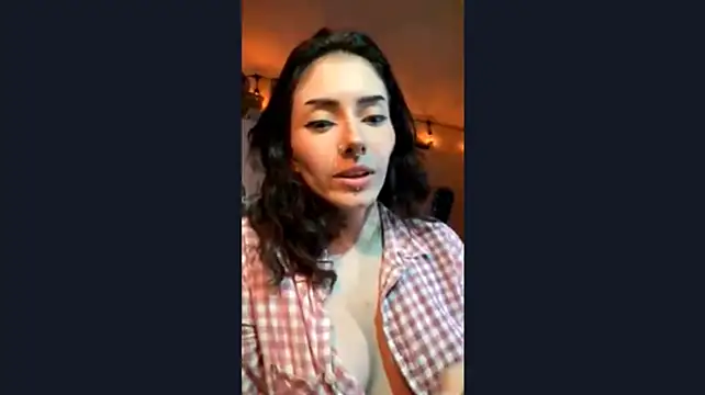 LiliJones_
