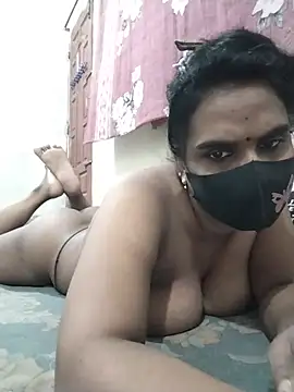 Puja-3232 webcam