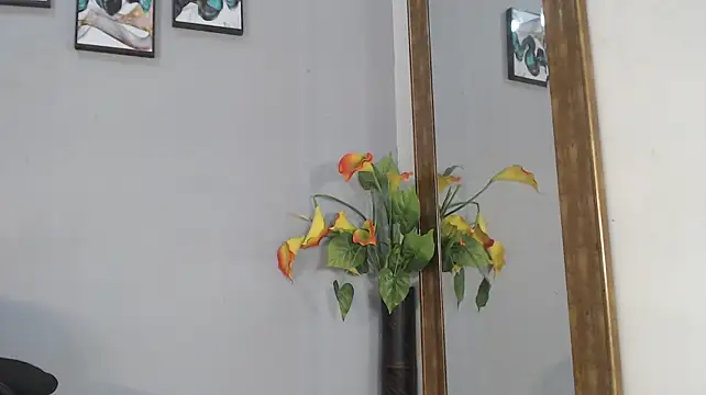 Britanny_W webcam
