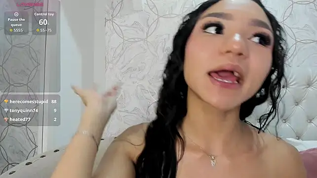 britanny_77 live cam preview