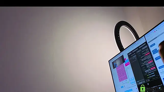 Lucy_Haall live cam preview
