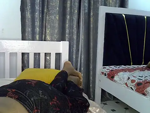 Sedductresz webcam stripchat model stream image