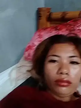 uwannataste webcam stripchat model stream image