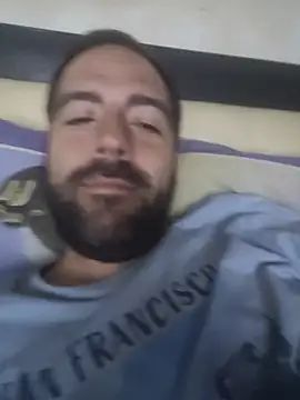 Freyo88 live cam on StripChat