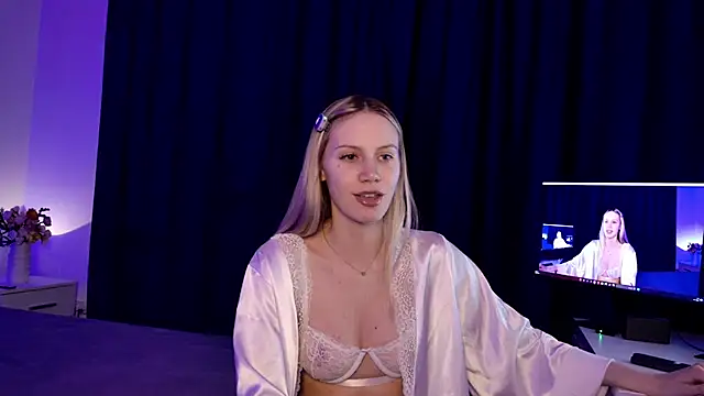 Becca_Noir