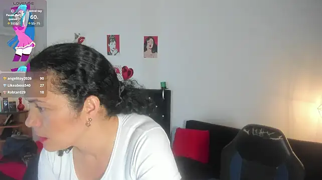 Aliciia_cute1 live cam on StripChat