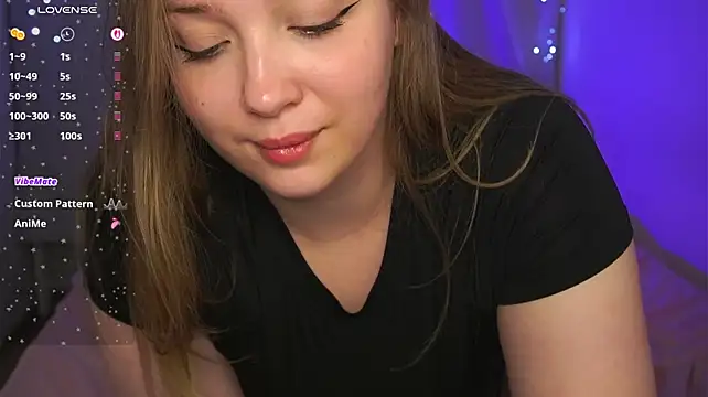 CuteSharloti live cam on StripChat