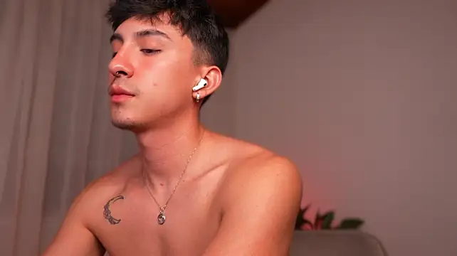 sweettaaron01